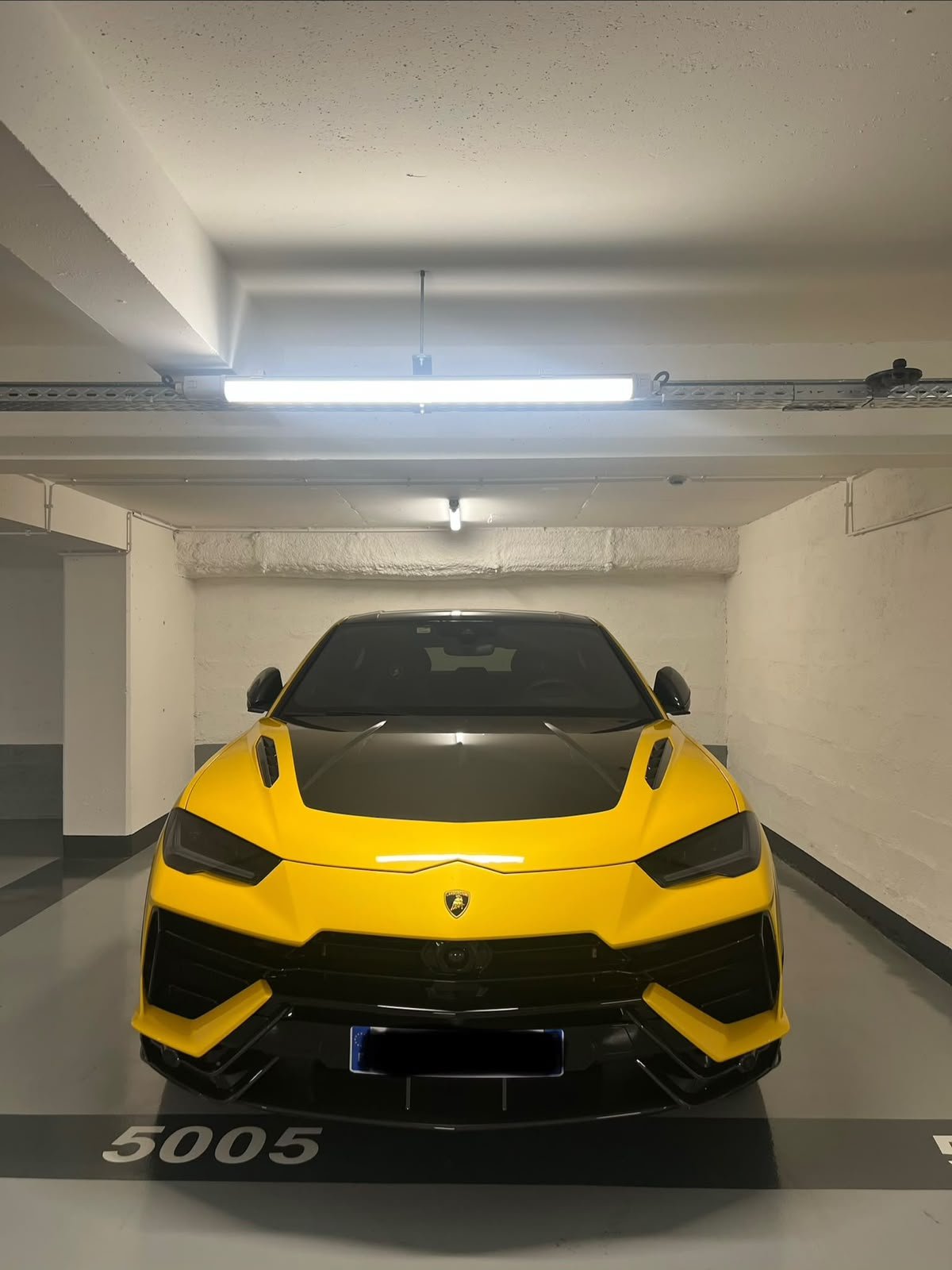 Lamborghini URUS img 3